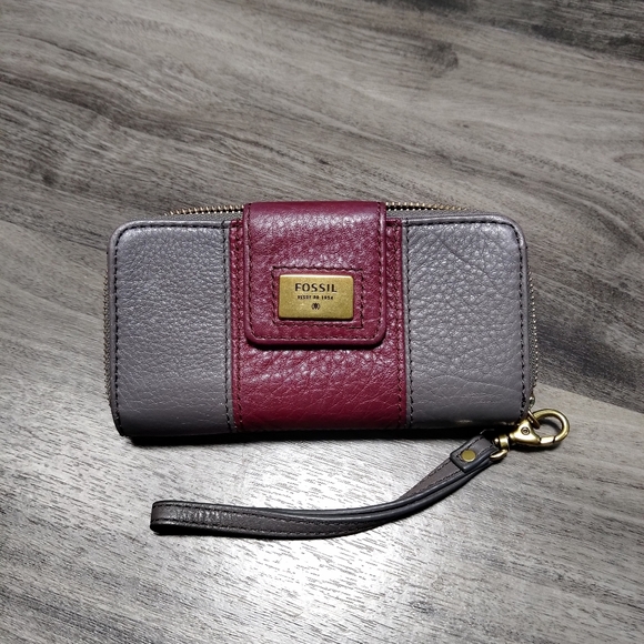 Fossil Handbags - Fossil Wristlet
